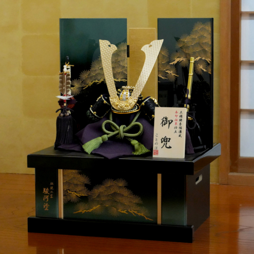 <span class="title">収納京兜(きょうかぶと)｜158,100円(税込)｜間口38cm</span>