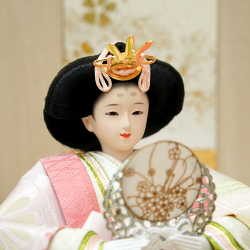収納こすず 女雛のお顔と表情